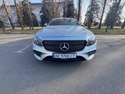 Сірий Мерседес Е-Клас, об'ємом двигуна 2 л та пробігом 139 тис. км за 33000 $, фото 1 на Automoto.ua
