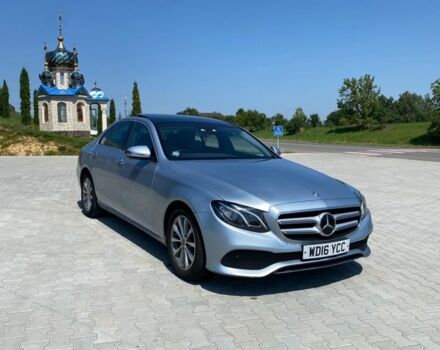 Сірий Мерседес Е-Клас, об'ємом двигуна 0 л та пробігом 300 тис. км за 10710 $, фото 1 на Automoto.ua