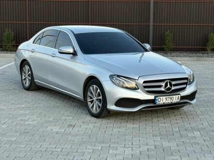 Сірий Мерседес Е-Клас, об'ємом двигуна 2 л та пробігом 415 тис. км за 18900 $, фото 1 на Automoto.ua