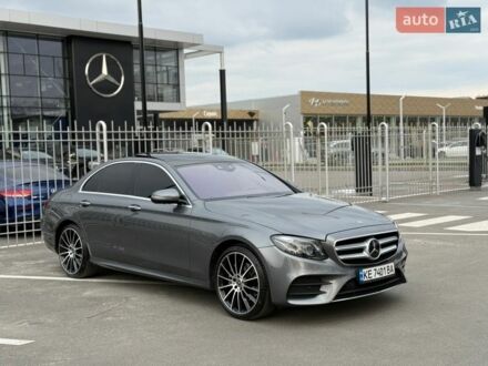 Сірий Мерседес Е-Клас, об'ємом двигуна 2 л та пробігом 86 тис. км за 39000 $, фото 1 на Automoto.ua