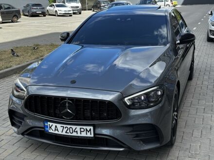 Серый Мерседес Е-Класс, объемом двигателя 3 л и пробегом 267 тыс. км за 30982 $, фото 1 на Automoto.ua