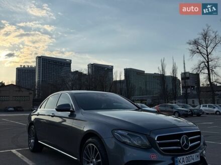Сірий Мерседес Е-Клас, об'ємом двигуна 1.99 л та пробігом 114 тис. км за 32000 $, фото 1 на Automoto.ua
