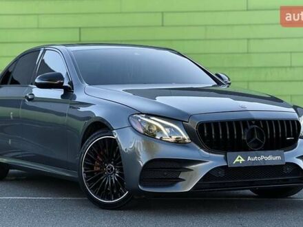 Сірий Мерседес Е-Клас, об'ємом двигуна 1.99 л та пробігом 181 тис. км за 28499 $, фото 1 на Automoto.ua