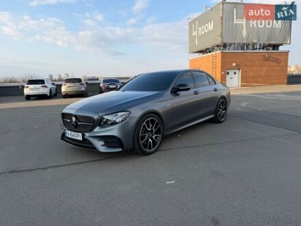 Серый Мерседес Е-Класс, объемом двигателя 3 л и пробегом 148 тыс. км за 37800 $, фото 1 на Automoto.ua