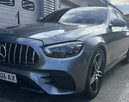 Серый Мерседес Е-Класс, объемом двигателя 2.99 л и пробегом 77 тыс. км за 32000 $, фото 1 на Automoto.ua