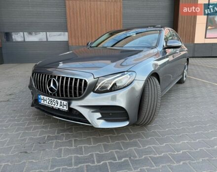 Серый Мерседес Е-Класс, объемом двигателя 1.99 л и пробегом 95 тыс. км за 27000 $, фото 1 на Automoto.ua