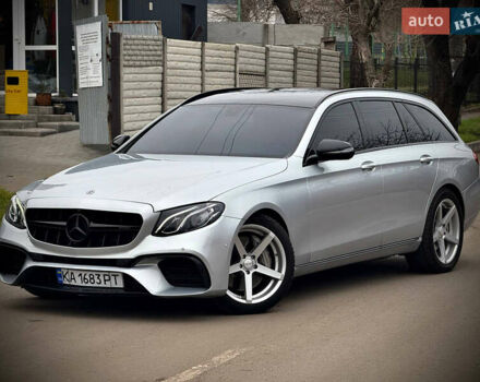 Серый Мерседес Е-Класс, объемом двигателя 1.95 л и пробегом 395 тыс. км за 22700 $, фото 1 на Automoto.ua