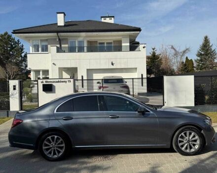 Сірий Мерседес Е-Клас, об'ємом двигуна 2 л та пробігом 271 тис. км за 26800 $, фото 1 на Automoto.ua
