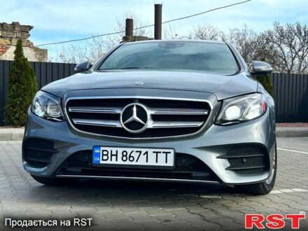 Мерседес Е-Класс 2017 в Одессе на Automoto.ua Серый Мерседес Е-Класс, объемом двигателя 2 л и пробегом 100 тыс. км за 29999 $, фото 1 на Automoto.ua