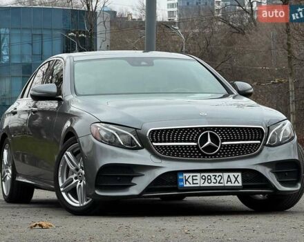 Серый Мерседес Е-Класс, объемом двигателя 1.99 л и пробегом 112 тыс. км за 29000 $, фото 1 на Automoto.ua