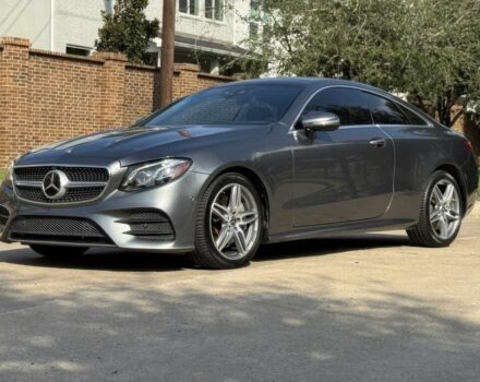 Мерседес Е-Клас 2018 у Івано-Франківську на Automoto.ua Сірий Мерседес Е-Клас, об'ємом двигуна 3 л та пробігом 37 тис. км за 8500 $, фото 1 на Automoto.ua