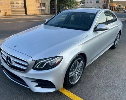 Серый Мерседес Е-Класс, объемом двигателя 2 л и пробегом 103 тыс. км за 22500 $, фото 1 на Automoto.ua