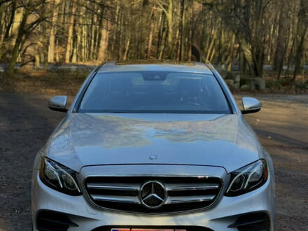 Серый Мерседес Е-Класс, объемом двигателя 1.99 л и пробегом 109 тыс. км за 28500 $, фото 1 на Automoto.ua