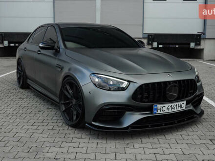 Серый Мерседес Е-Класс, объемом двигателя 4 л и пробегом 42 тыс. км за 89000 $, фото 1 на Automoto.ua