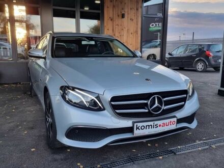 Мерседес Е-Клас 2019 у Вінниці на Automoto.ua Сірий Мерседес Е-Клас, об'ємом двигуна 2 л та пробігом 397 тис. км за 23499 $, фото 1 на Automoto.ua