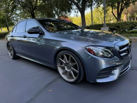 Мерседес Е-Класс 2019 в Львове на Automoto.ua Серый Мерседес Е-Класс, объемом двигателя 2 л и пробегом 33 тыс. км за 20000 $, фото 1 на Automoto.ua