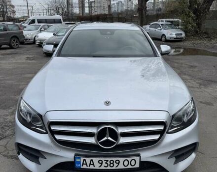 Сірий Мерседес Е-Клас, об'ємом двигуна 1.99 л та пробігом 123 тис. км за 39000 $, фото 1 на Automoto.ua