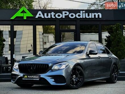 Мерседес Е-Клас 2020 у Києві на Automoto.ua Сірий Мерседес Е-Клас, об'ємом двигуна 2.93 л та пробігом 76 тис. км за 37999 $, фото 1 на Automoto.ua