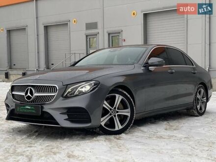 Серый Мерседес Е-Класс, объемом двигателя 1.99 л и пробегом 60 тыс. км за 34990 $, фото 1 на Automoto.ua