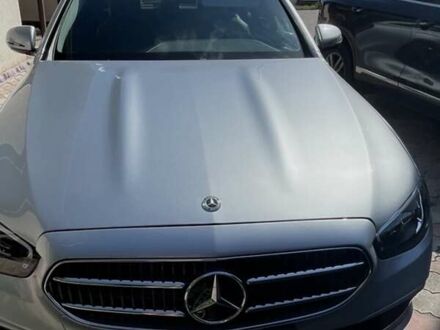 Серый Мерседес Е-Класс, объемом двигателя 1.95 л и пробегом 198 тыс. км за 32000 $, фото 1 на Automoto.ua