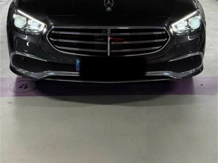 Сірий Мерседес Е-Клас, об'ємом двигуна 3 л та пробігом 36 тис. км за 39200 $, фото 1 на Automoto.ua