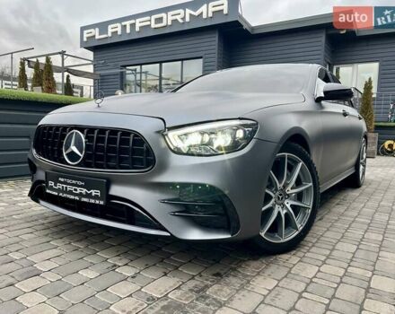 Серый Мерседес Е-Класс, объемом двигателя 3 л и пробегом 108 тыс. км за 52900 $, фото 1 на Automoto.ua