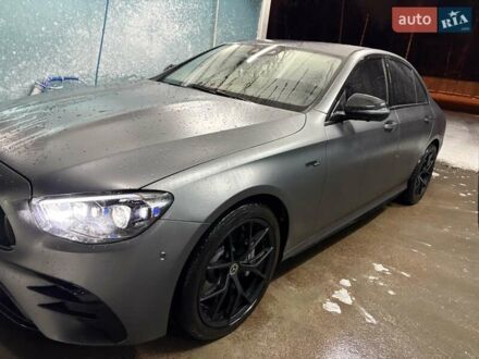 Сірий Мерседес Е-Клас, об'ємом двигуна 3 л та пробігом 11 тис. км за 100000 $, фото 1 на Automoto.ua