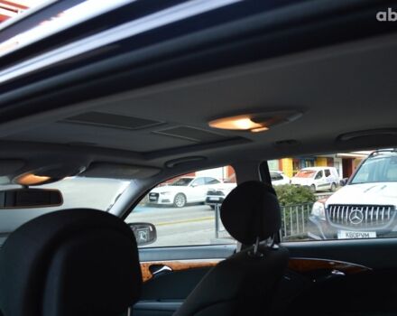 Синий Мерседес Е-Класс, объемом двигателя 0 л и пробегом 300 тыс. км за 9300 $, фото 4 на Automoto.ua