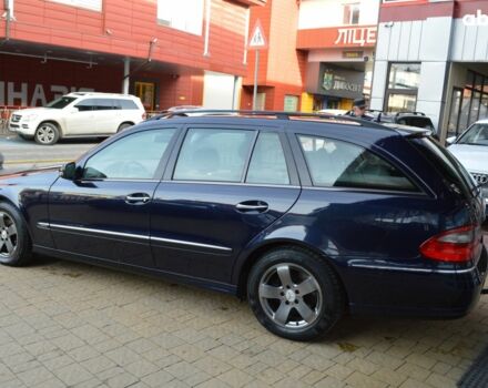 Синий Мерседес Е-Класс, объемом двигателя 0 л и пробегом 300 тыс. км за 9300 $, фото 3 на Automoto.ua
