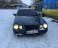 Синій Мерседес Е-Клас, об'ємом двигуна 3.2 л та пробігом 300 тис. км за 3000 $, фото 1 на Automoto.ua
