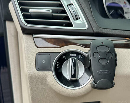 Синий Мерседес Е-Класс, объемом двигателя 3.5 л и пробегом 138 тыс. км за 18800 $, фото 40 на Automoto.ua