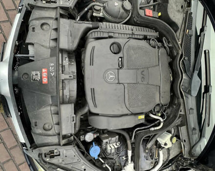 Синий Мерседес Е-Класс, объемом двигателя 3.5 л и пробегом 138 тыс. км за 18800 $, фото 47 на Automoto.ua