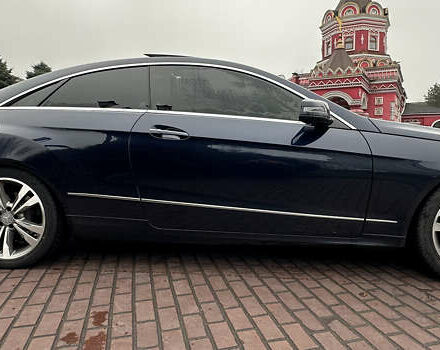 Синий Мерседес Е-Класс, объемом двигателя 3.5 л и пробегом 138 тыс. км за 18800 $, фото 13 на Automoto.ua