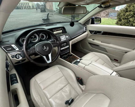 Синий Мерседес Е-Класс, объемом двигателя 3.5 л и пробегом 138 тыс. км за 18800 $, фото 22 на Automoto.ua