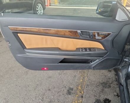 Синий Мерседес Е-Класс, объемом двигателя 3 л и пробегом 180 тыс. км за 23500 $, фото 7 на Automoto.ua