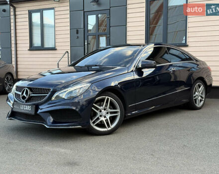 Синий Мерседес Е-Класс, объемом двигателя 3.5 л и пробегом 122 тыс. км за 17000 $, фото 2 на Automoto.ua