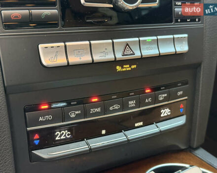 Синий Мерседес Е-Класс, объемом двигателя 3.5 л и пробегом 122 тыс. км за 17000 $, фото 10 на Automoto.ua