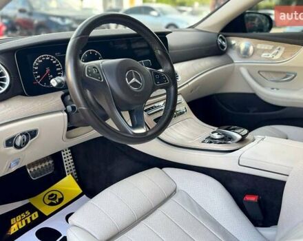 Синій Мерседес Е-Клас, об'ємом двигуна 3 л та пробігом 42 тис. км за 46900 $, фото 9 на Automoto.ua