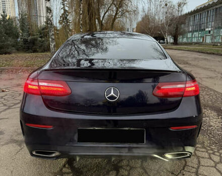 Синій Мерседес Е-Клас, об'ємом двигуна 3 л та пробігом 106 тис. км за 38000 $, фото 3 на Automoto.ua