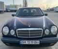 Синій Мерседес Е-Клас, об'ємом двигуна 2 л та пробігом 394 тис. км за 4800 $, фото 1 на Automoto.ua