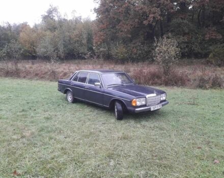 Синий Мерседес Е-Класс, объемом двигателя 2 л и пробегом 407 тыс. км за 1000 $, фото 1 на Automoto.ua