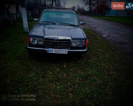 Синий Мерседес Е-Класс, объемом двигателя 2.4 л и пробегом 400 тыс. км за 700 $, фото 6 на Automoto.ua