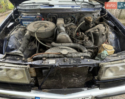 Мерседес Е-Класс 1982 в Кропивницком (Кировограде) на Automoto.ua Синий Мерседес Е-Класс, объемом двигателя 3 л и пробегом 287 тыс. км за 1500 $, фото 9 на Automoto.ua