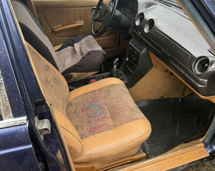 Мерседес Е-Класс 1982 в Кропивницком (Кировограде) на Automoto.ua Синий Мерседес Е-Класс, объемом двигателя 3 л и пробегом 287 тыс. км за 1500 $, фото 10 на Automoto.ua