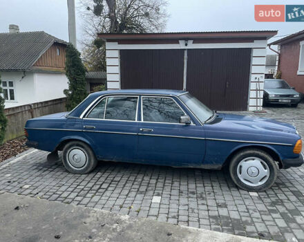 Синій Мерседес Е-Клас, об'ємом двигуна 2.4 л та пробігом 400 тис. км за 1400 $, фото 7 на Automoto.ua