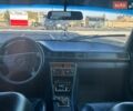 Синий Мерседес Е-Класс, объемом двигателя 2.5 л и пробегом 560 тыс. км за 1100 $, фото 6 на Automoto.ua
