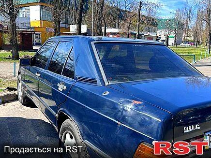 Синий Мерседес Е-Класс, объемом двигателя 2 л и пробегом 377 тыс. км за 1500 $, фото 1 на Automoto.ua