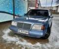 Синий Мерседес Е-Класс, объемом двигателя 2 л и пробегом 300 тыс. км за 1600 $, фото 1 на Automoto.ua