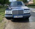Синий Мерседес Е-Класс, объемом двигателя 2.3 л и пробегом 350 тыс. км за 2100 $, фото 3 на Automoto.ua