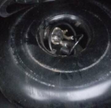 Синий Мерседес Е-Класс, объемом двигателя 2.55 л и пробегом 255 тыс. км за 2500 $, фото 5 на Automoto.ua